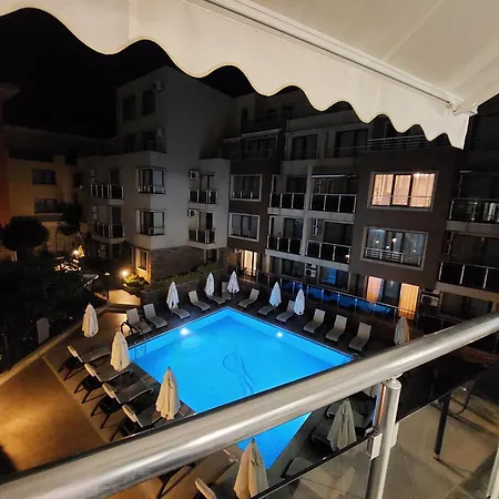 Apartment менада хоризонт