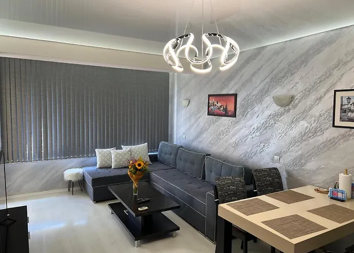 менада хоризонт アパート